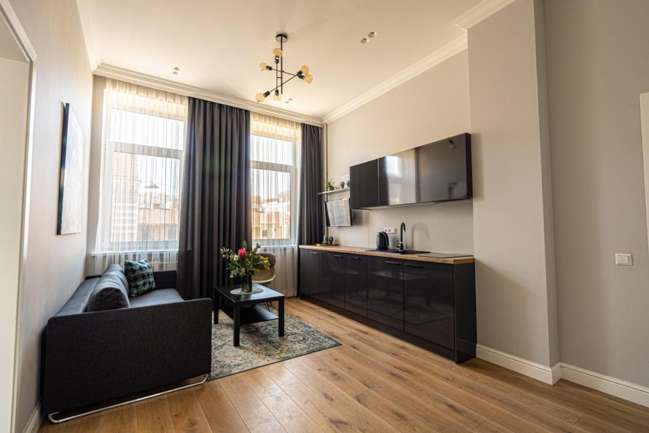 Beautiful Apartment In The Heart Of Kaunas Ngoại thất bức ảnh